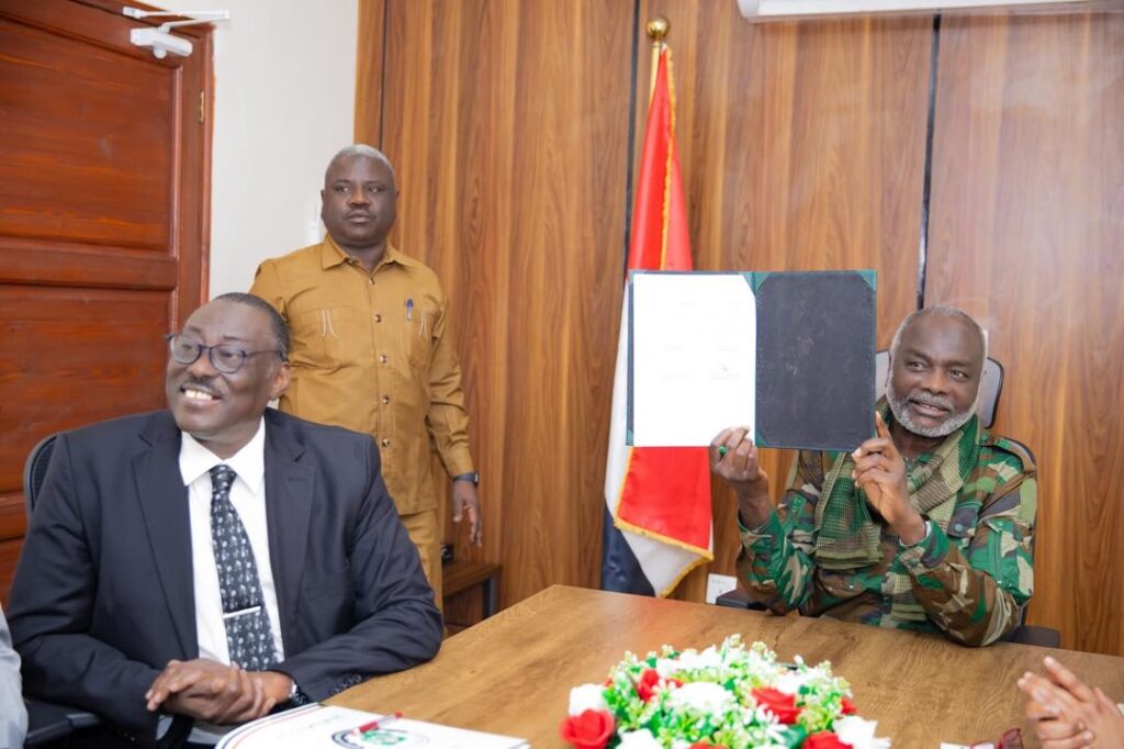 المالية توقع إتفاقية جدولة مع صندوق النقد العربي